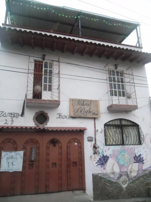 Natural Mystic Hostal Tepoztlán Eksteriør bilde